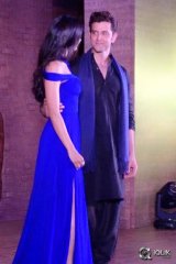 Hrithik Roshan and Pooja Hegde at Mohenjo Daro Promotions